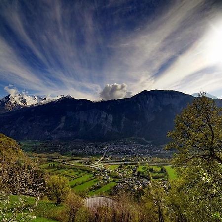 Les Lys Oranges Apartment Le Bourg-d'Oisans Luaran gambar